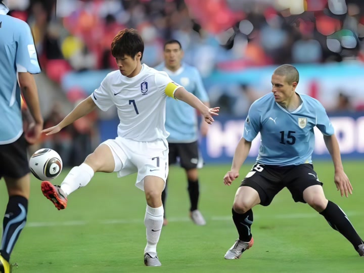 亚冠比赛中,球员的进球技巧受到瞩目!,掌声雷动的简单介绍 亚冠比赛中,球员的进球技巧受到瞩目!,掌声雷动的简单介绍