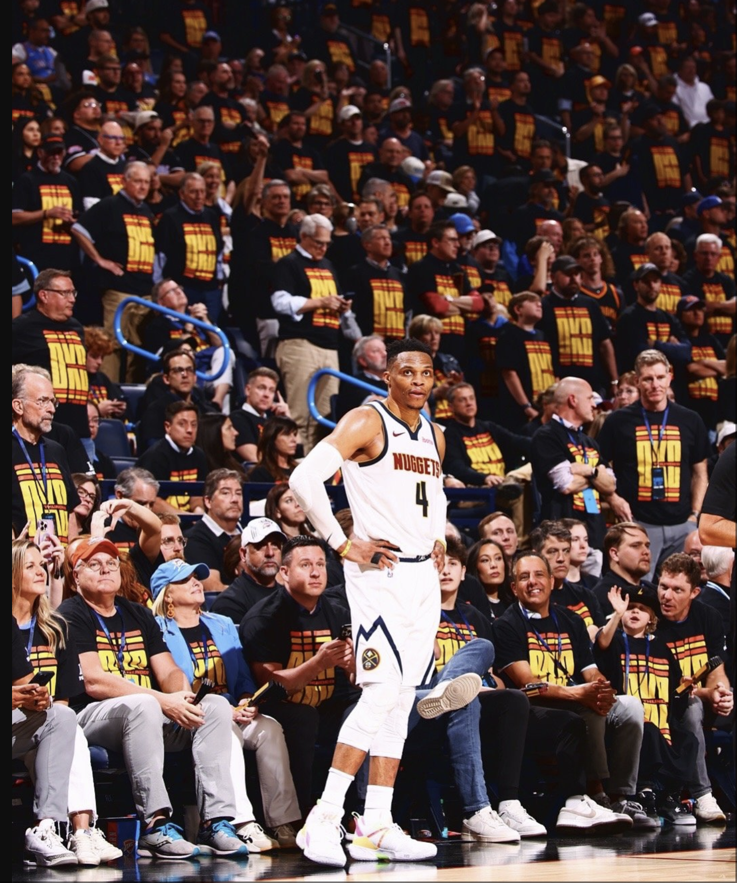 DK险胜TSM,Peanut操刀奇招英雄翻盘焦点之战2025世界赛,点燃全场激情 DK险胜TSM,Peanut操刀奇招英雄翻盘焦点之战2025世界赛,点燃全场激情