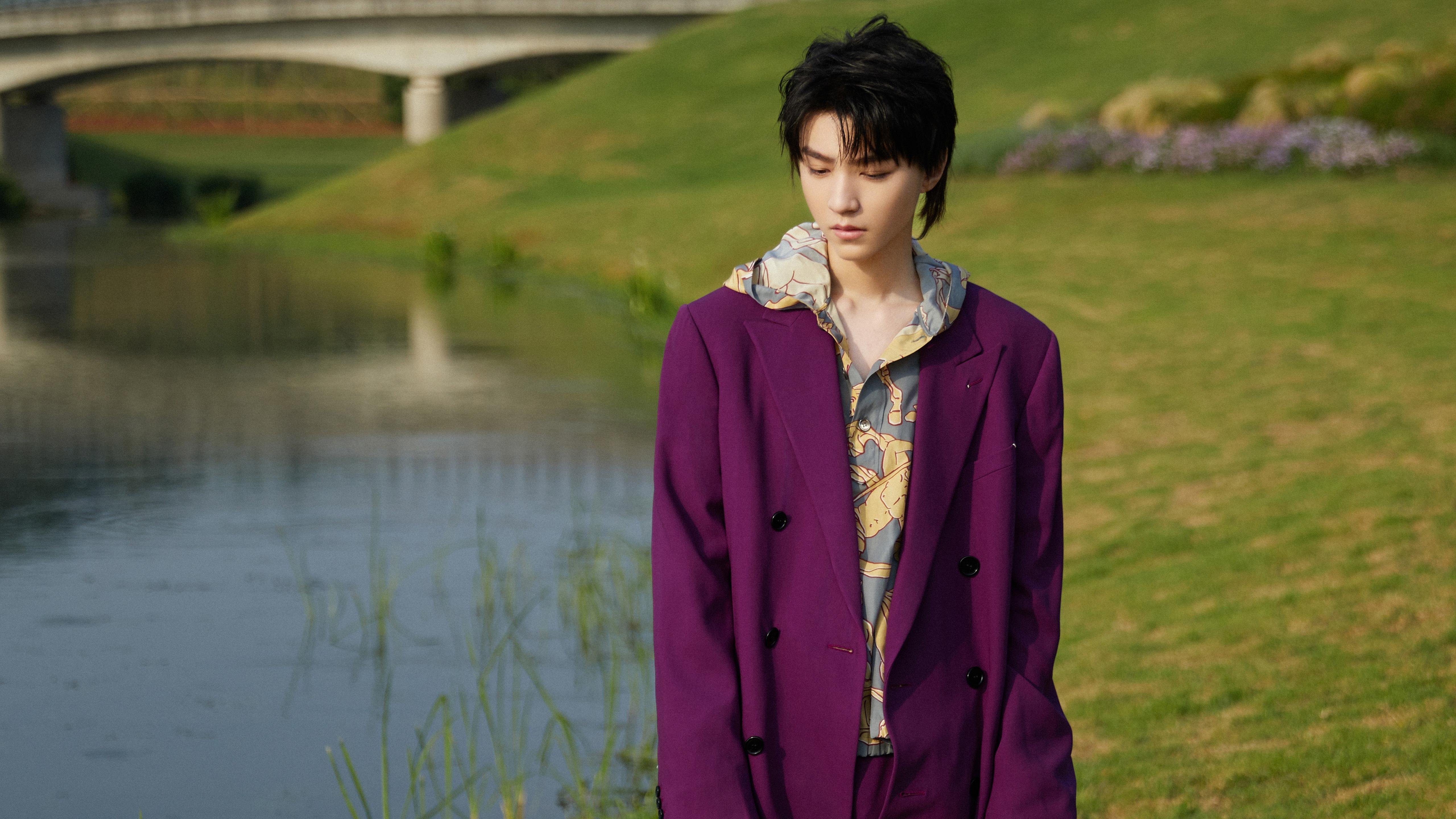 篮网击溃尼克斯，当浓眉化身大场面先生，纽约的天空换了一种颜色